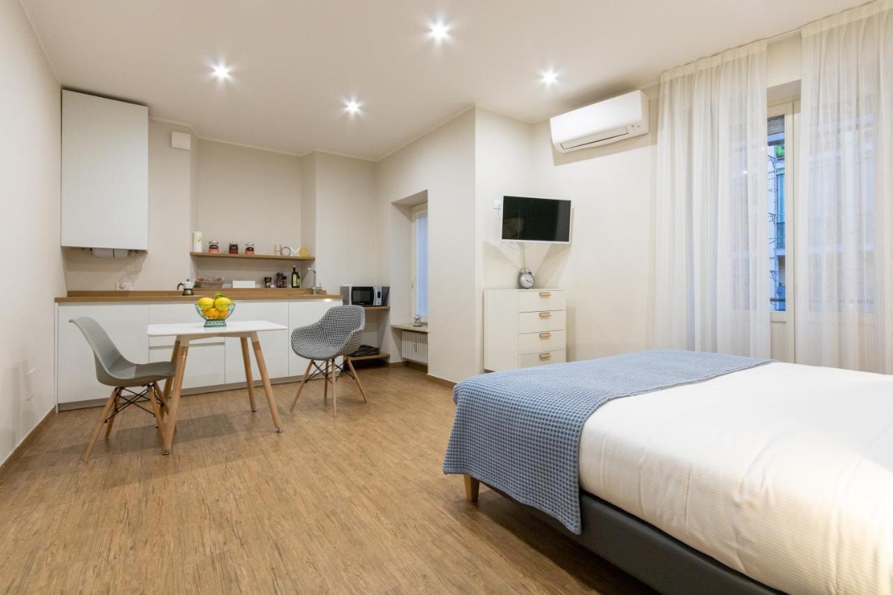 Aqualago Casa Vacanze Apartment E แวร์บาเนีย ภายนอก รูปภาพ